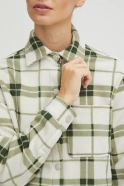 OXMO Übergangsjacken Übergangsjacke Chia Frauen Grün -OXMO Verkaufs-Shop 03daa05493fa8b5ec530fa76acd563d0