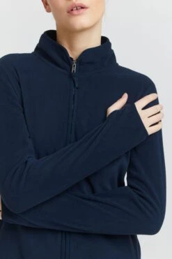 OXMO Outdoorjacken Fleecejacke Rikka Frauen Dunkelblau -OXMO Verkaufs-Shop 3fff257bb61dec623be4bae6f0d83818