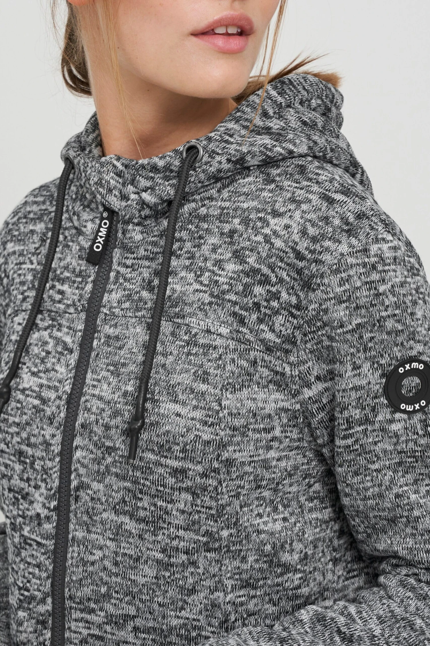 OXMO Outdoorjacken Fleecejacke Kajsa Frauen Dunkelgrau 5 OXMO Outdoorjacken Fleecejacke Kajsa Frauen Dunkelgrau – Bild 5
