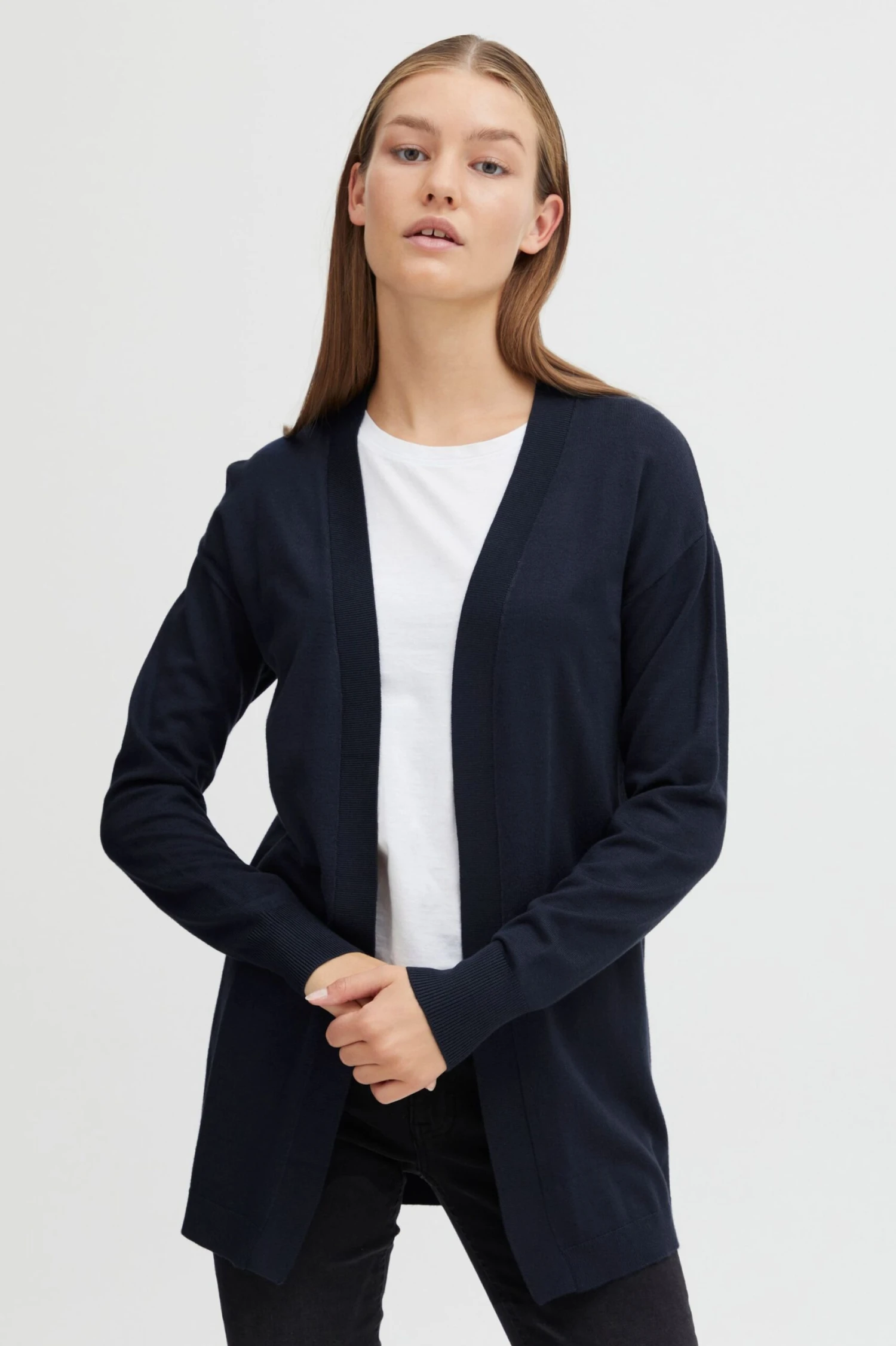 OXMO Strickjacken Strickjacke Kat Frauen Blau 2 OXMO Strickjacken Strickjacke Kat Frauen Blau – Bild 2