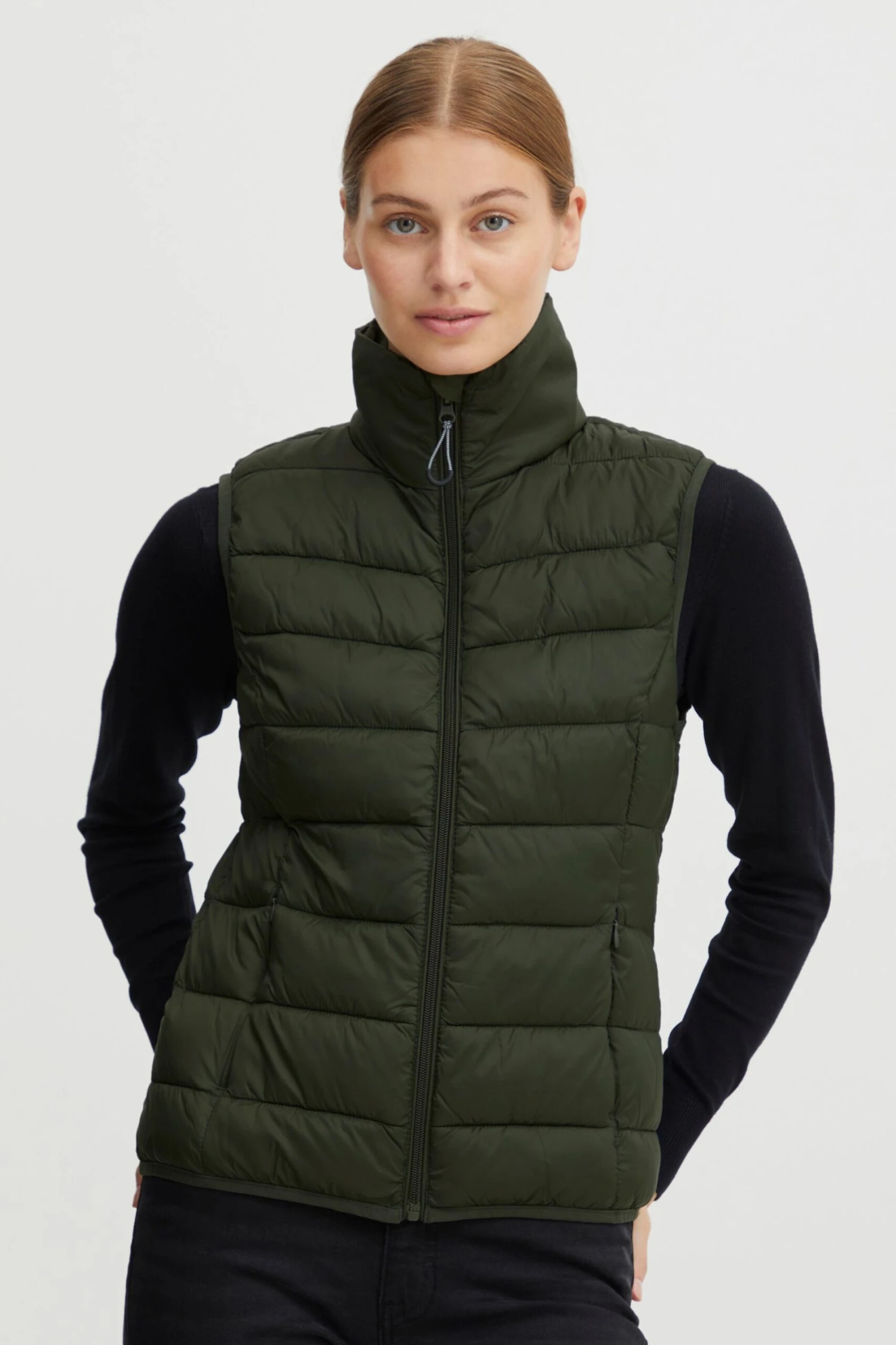 OXMO Westen Steppweste Bena Frauen Grün 2 OXMO Westen Steppweste Bena Frauen Grün – Bild 2
