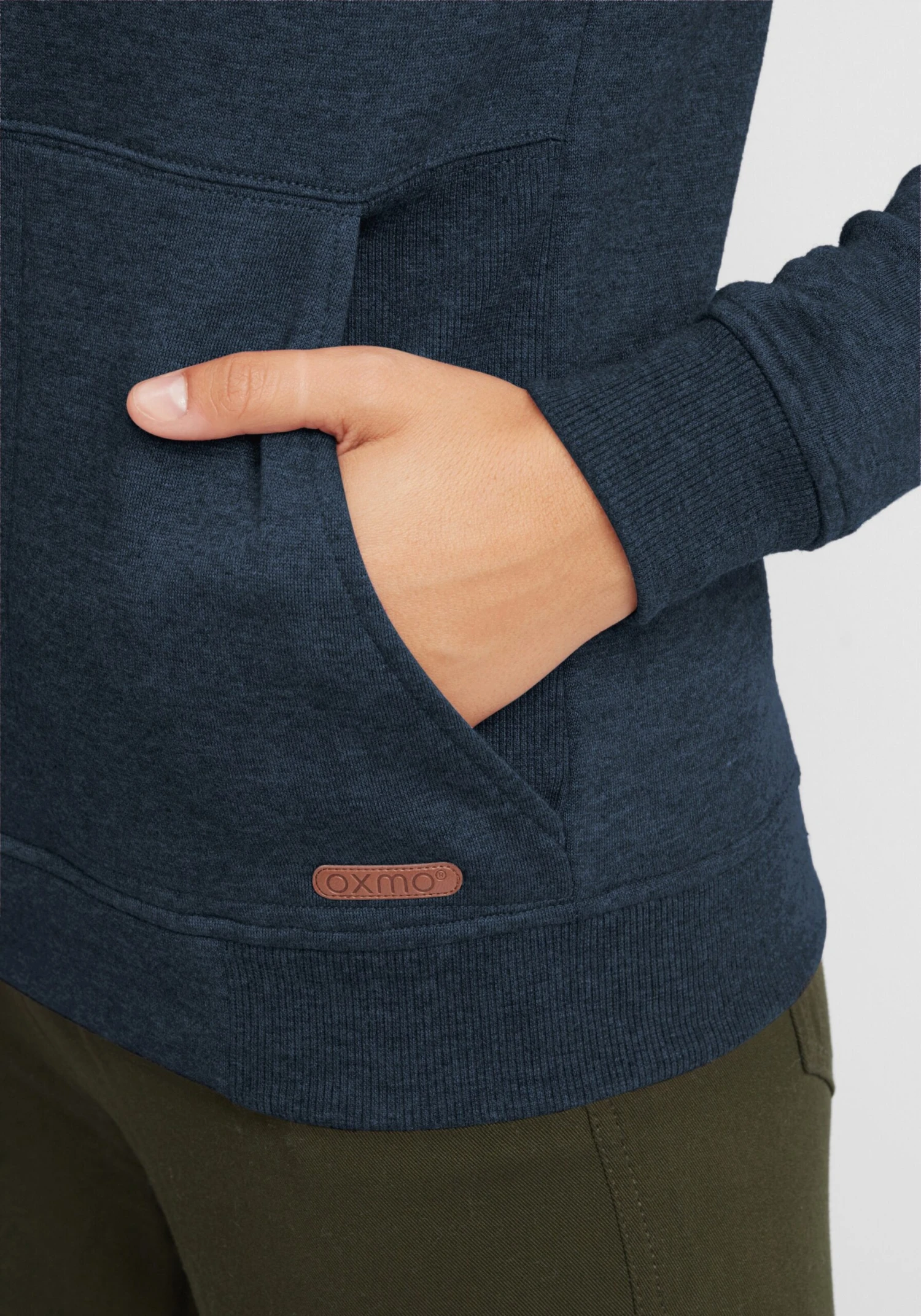 OXMO Feinstrickpullover Hoodie Vimpa Frauen Blau / Dunkelblau 6 OXMO Feinstrickpullover Hoodie Vimpa Frauen Blau / Dunkelblau – Bild 6