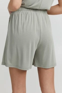 OXMO Hosen Loosefit Shorts BJÖRK Frauen Grün -OXMO Verkaufs-Shop 61cbaec44a92f57d04cb48cb279a3663
