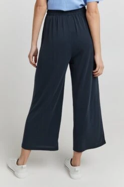 OXMO Stoffhosen Wide Leg Stoffhose OXBryndis Frauen Dunkelblau / Blaumeliert 9 OXMO Stoffhosen Wide Leg Stoffhose OXBryndis Frauen Dunkelblau / Blaumeliert -OXMO Verkaufs-Shop 67c532e8303d9076e93110dbbee7d496