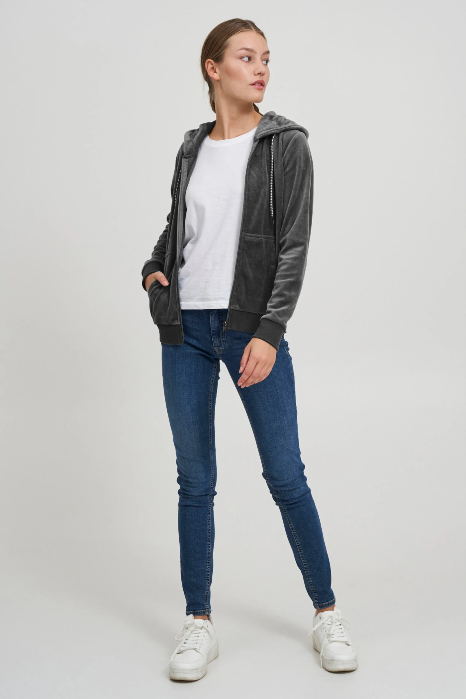 OXMO Sweatjacken Kapuzensweatjacke NICKY Frauen Grau / Dunkelgrau 3 OXMO Sweatjacken Kapuzensweatjacke NICKY Frauen Grau / Dunkelgrau – Bild 3