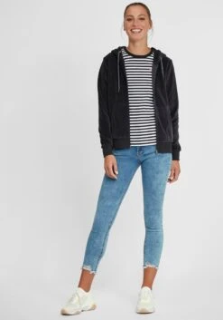 OXMO Sweatjacken Kapuzensweatjacke Nicky Frauen Blau 8 OXMO Sweatjacken Kapuzensweatjacke Nicky Frauen Blau -OXMO Verkaufs-Shop 6fe08141547c490909d5c8be8e38d76b