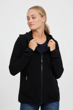 OXMO Outdoorjacken Fleecejacke FINJA Frauen Schwarz -OXMO Verkaufs-Shop 73d2a383f5afbc048eabd9fe8baed5ab