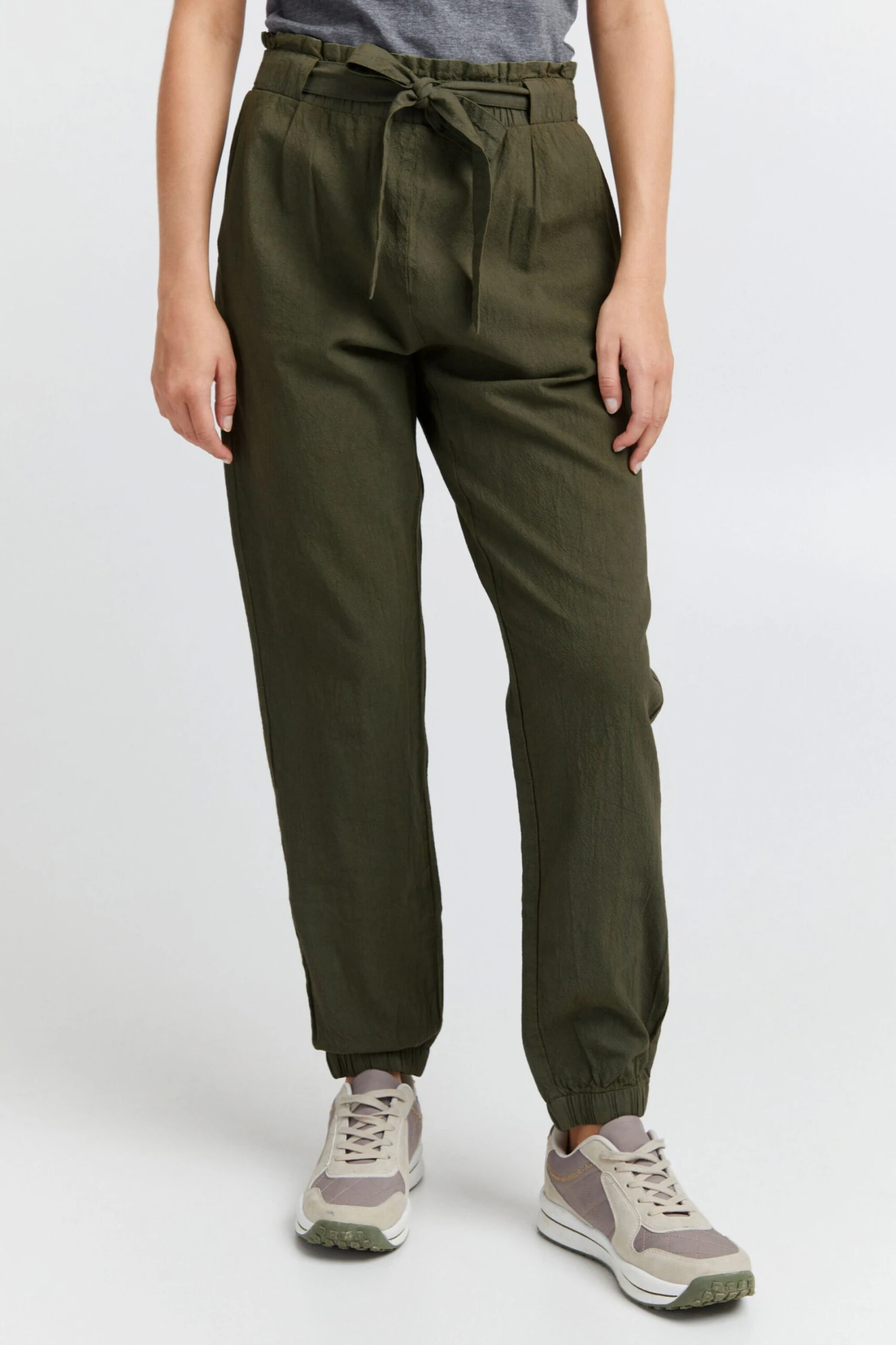 OXMO Bundfaltenhosen Loosefit Hose Lennja Frauen Oliv 2 OXMO Bundfaltenhosen Loosefit Hose Lennja Frauen Oliv – Bild 2