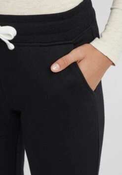 OXMO Jogginghosen Loosefit Sweathose Olivia Frauen Schwarz 10 OXMO Jogginghosen Loosefit Sweathose Olivia Frauen Schwarz -OXMO Verkaufs-Shop 81b735d5eb2fa986f0cf4ad0c6e61476