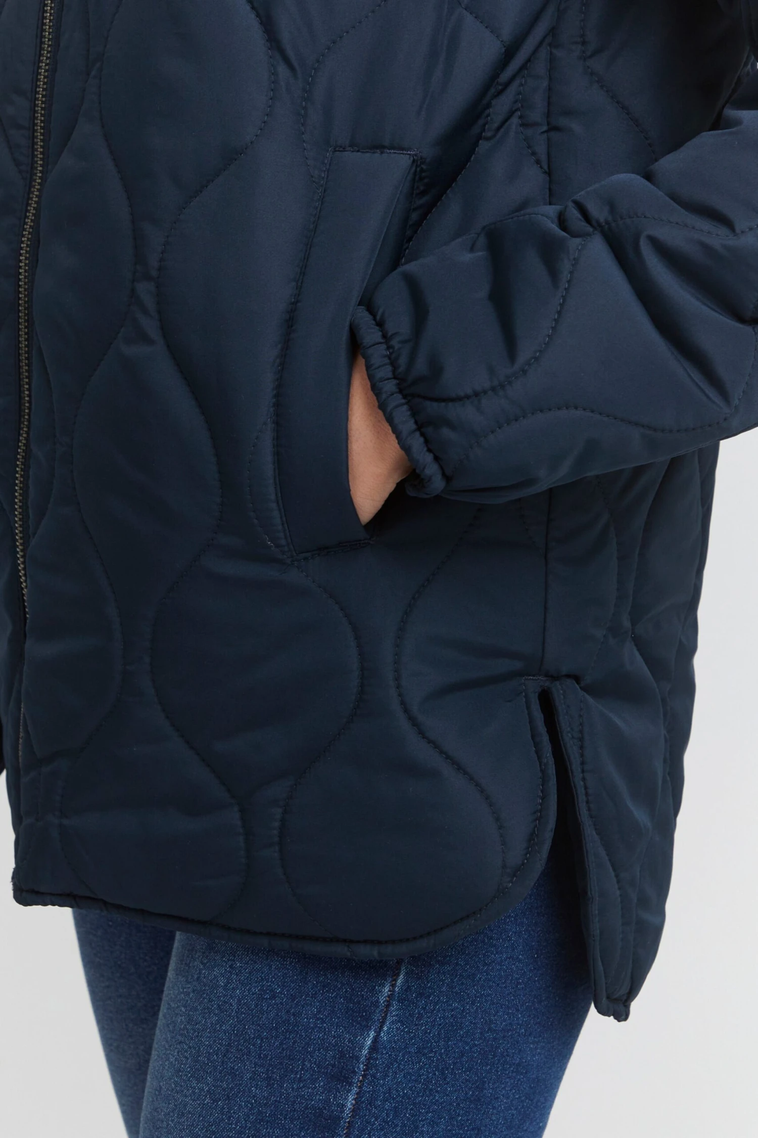 OXMO Übergangsjacken Steppjacke Saga Frauen Schwarz 6 OXMO Übergangsjacken Steppjacke Saga Frauen Schwarz – Bild 6