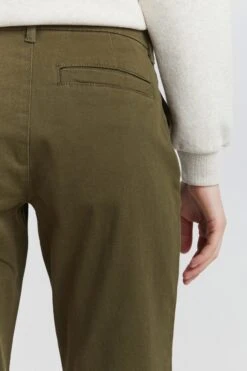 OXMO Chinos Regular Chinohose Pilar Frauen Khaki / Oliv 11 OXMO Chinos Regular Chinohose Pilar Frauen Khaki / Oliv -OXMO Verkaufs-Shop 8416c26156fae5ba9ee1226027ea904b