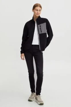 OXMO Sweatjacken Sweatshirtjacke Nymfe Frauen Schwarz -OXMO Verkaufs-Shop 88574b9e9b6458edbbea5e9e1bbecf0d