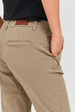 OXMO Chinos Loosefit Chinohose CHILLI Frauen Beige -OXMO Verkaufs-Shop 89170130e8fe154d6b0f3355f5b3c98b