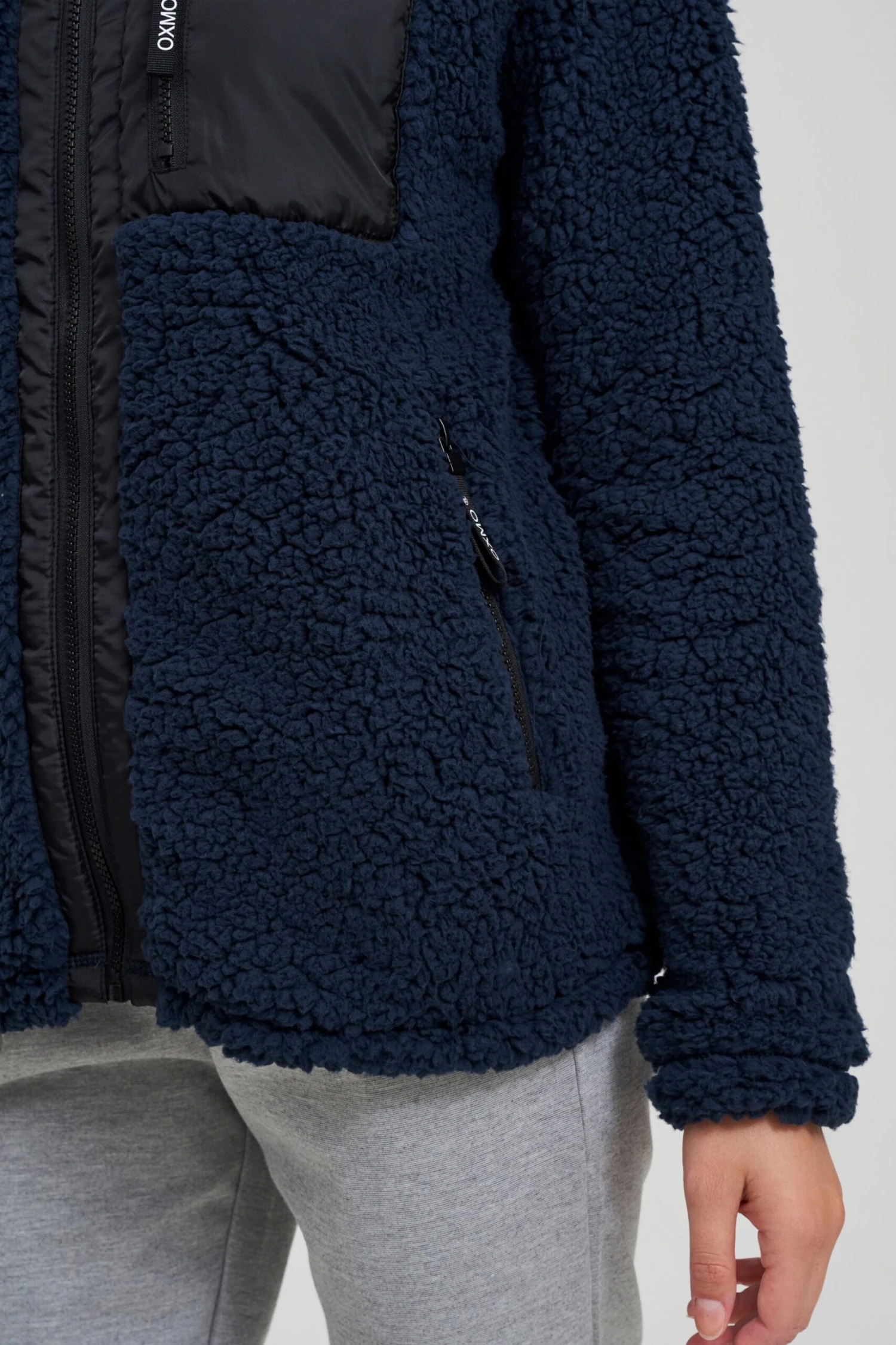 OXMO Outdoorjacken Fleecejacke Frauen Schwarz 6 OXMO Outdoorjacken Fleecejacke Frauen Schwarz – Bild 6