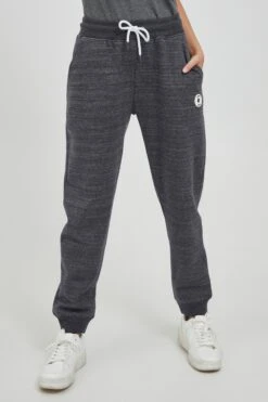 OXMO Jogginghosen Loosefit Sweathose Heldana Frauen Schwarz -OXMO Verkaufs-Shop 967b128cd3b27adb914b5d018b0f0bac