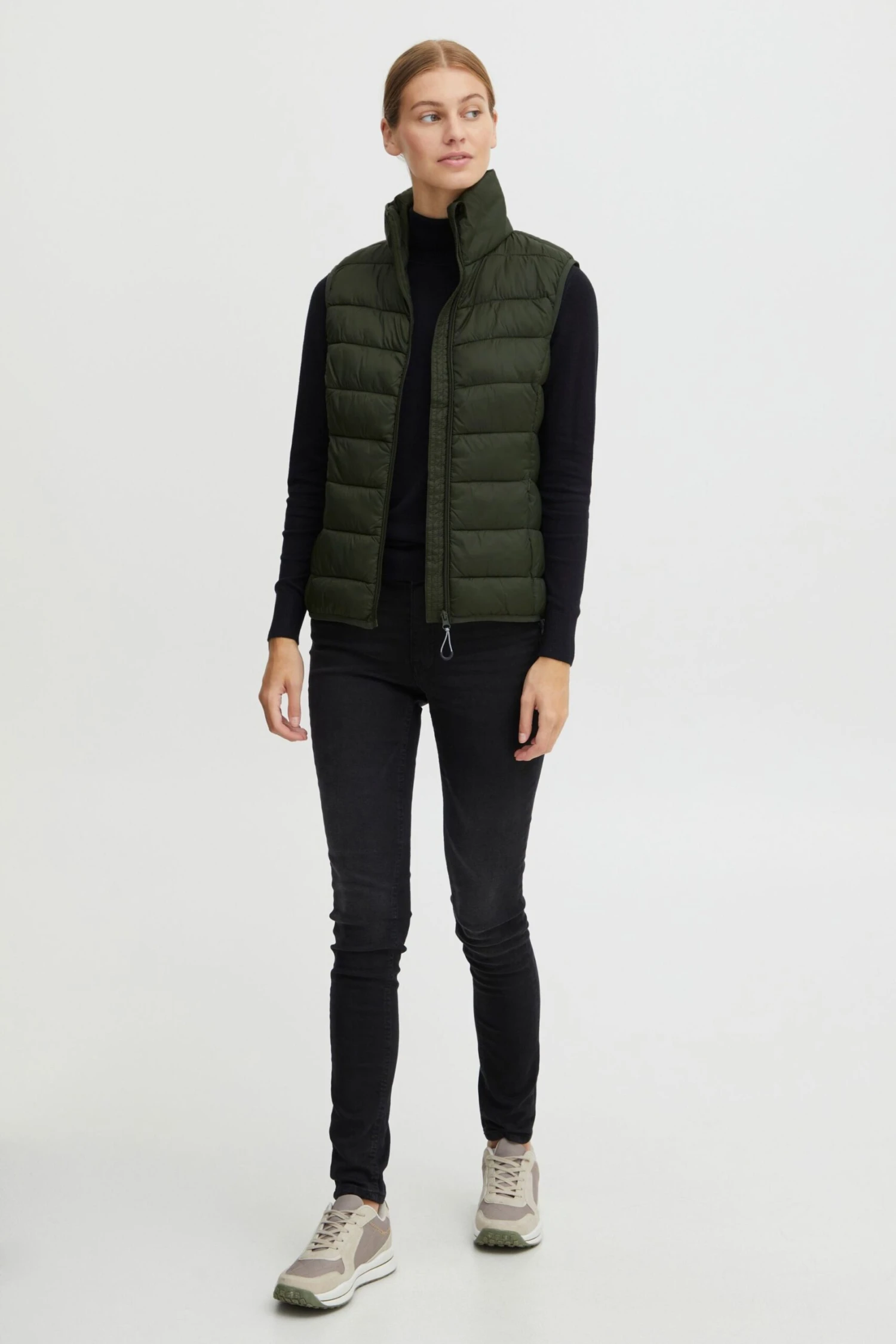 OXMO Westen Steppweste Bena Frauen Grün 3 OXMO Westen Steppweste Bena Frauen Grün – Bild 3