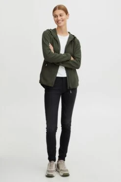 OXMO Outdoorjacken Fleecejacke FINJA Frauen Dunkelgrün -OXMO Verkaufs-Shop ab755d375d66e3f770d26f1665f613a4