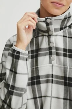 OXMO Outdoorjacken Outdoorjacke CHINNE Frauen Grau / Weiß -OXMO Verkaufs-Shop ac4d34951b90a7efc8650853f4f33ff4