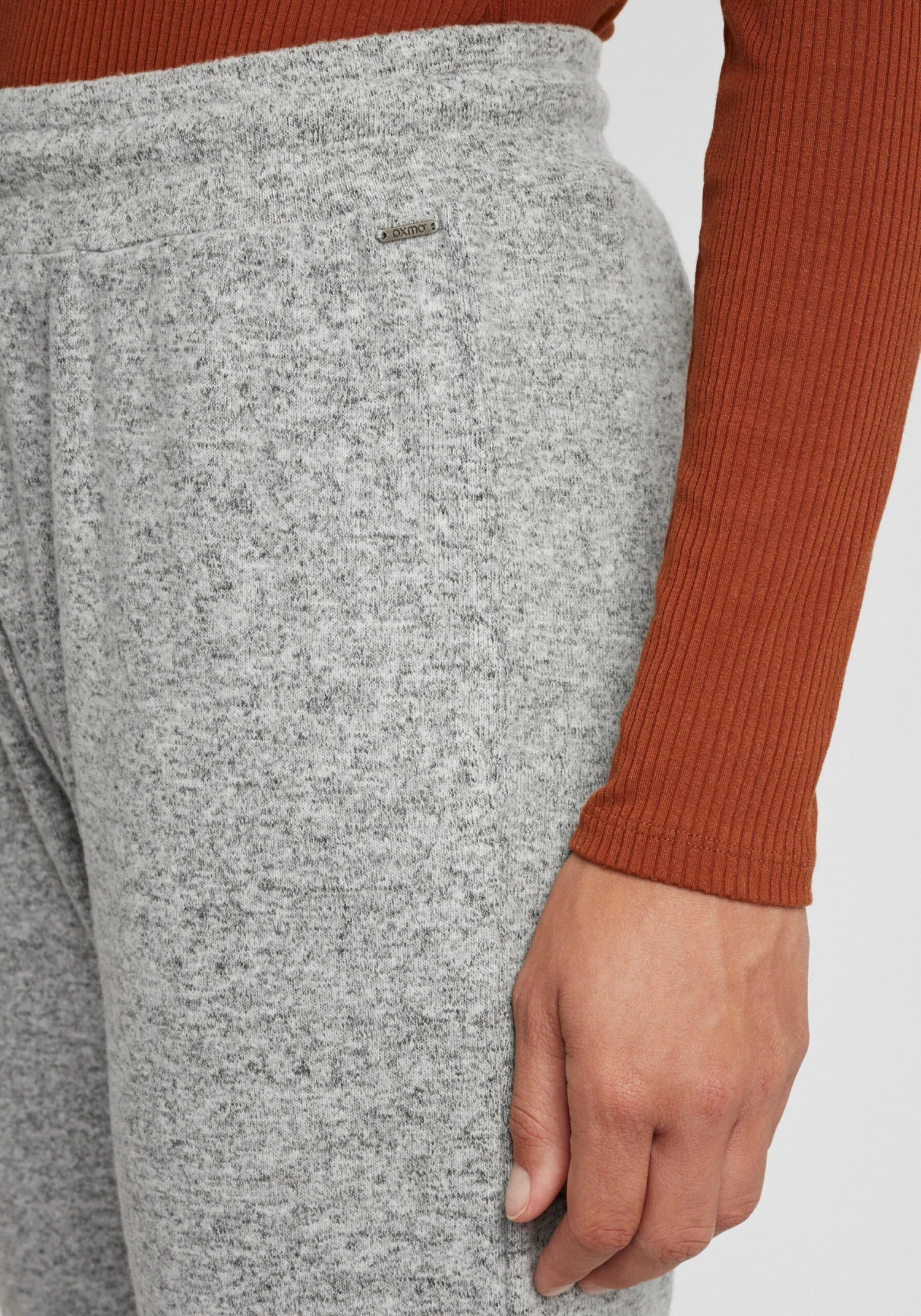 OXMO Jogginghosen Loosefit Sweathose BENITA Frauen Grau / Hellgrau 6 OXMO Jogginghosen Loosefit Sweathose BENITA Frauen Grau / Hellgrau – Bild 6