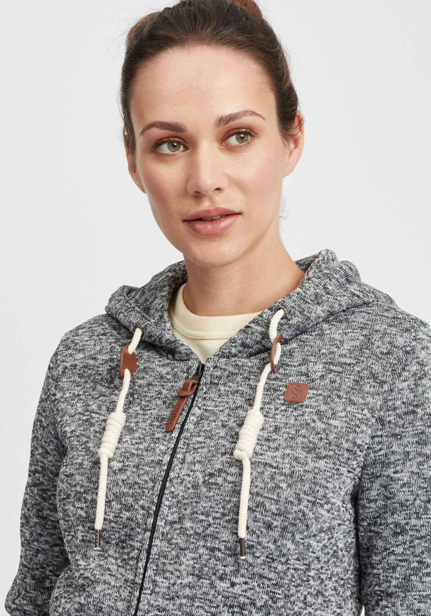 OXMO Sweatjacken Strickfleecejacke Thora Frauen Grau 5 OXMO Sweatjacken Strickfleecejacke Thora Frauen Grau – Bild 5