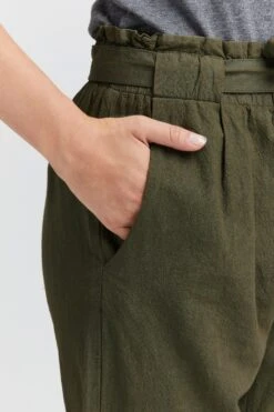 OXMO Bundfaltenhosen Loosefit Hose Lennja Frauen Oliv 10 OXMO Bundfaltenhosen Loosefit Hose Lennja Frauen Oliv -OXMO Verkaufs-Shop b75ff336775588886e98ed32e1abaf19