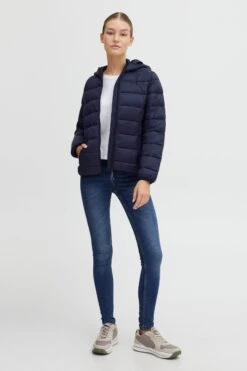 OXMO Übergangsjacken Steppjacke Bene Frauen Dunkelblau -OXMO Verkaufs-Shop ba6ad346f217ce13b5a9baff62d31bf3