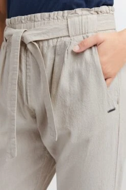 OXMO Bundfaltenhosen Loosefit Hose Lennja Frauen Beige -OXMO Verkaufs-Shop c2ad128062ad586e70886e22db3a1443