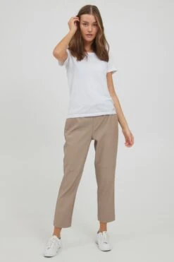 OXMO Stoffhosen Regular Jogger Pants PAULIA Frauen Beige -OXMO Verkaufs-Shop c33ee1a048664aecf983c539149e2c6a