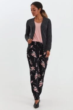 OXMO Strickjacken Strickjacke NENA Frauen Grau / Graumeliert 8 OXMO Strickjacken Strickjacke NENA Frauen Grau / Graumeliert -OXMO Verkaufs-Shop c67784a5d0ed4ebcb30544c1c92a40fc