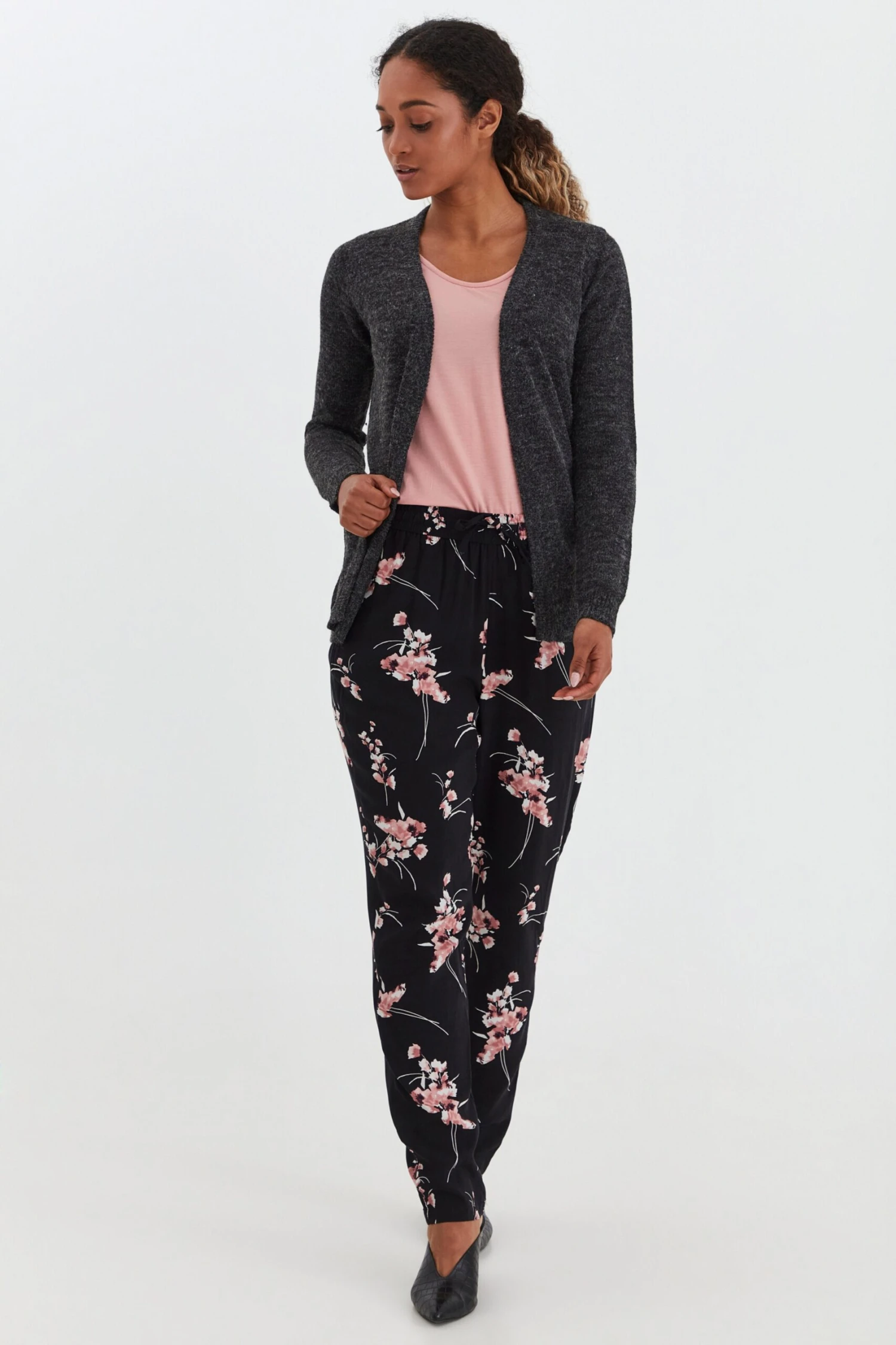 OXMO Strickjacken Strickjacke NENA Frauen Grau / Graumeliert 3 OXMO Strickjacken Strickjacke NENA Frauen Grau / Graumeliert – Bild 3