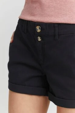 OXMO Shorts Regular Chinoshorts Piera Frauen Schwarz -OXMO Verkaufs-Shop c897be5ebce94564c97bd6443085c77d