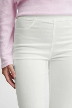 OXMO Hosen Slimfit Leggings Keily Frauen Weiß -OXMO Verkaufs-Shop d271bf5dea2d610543fb0b9ba3958078