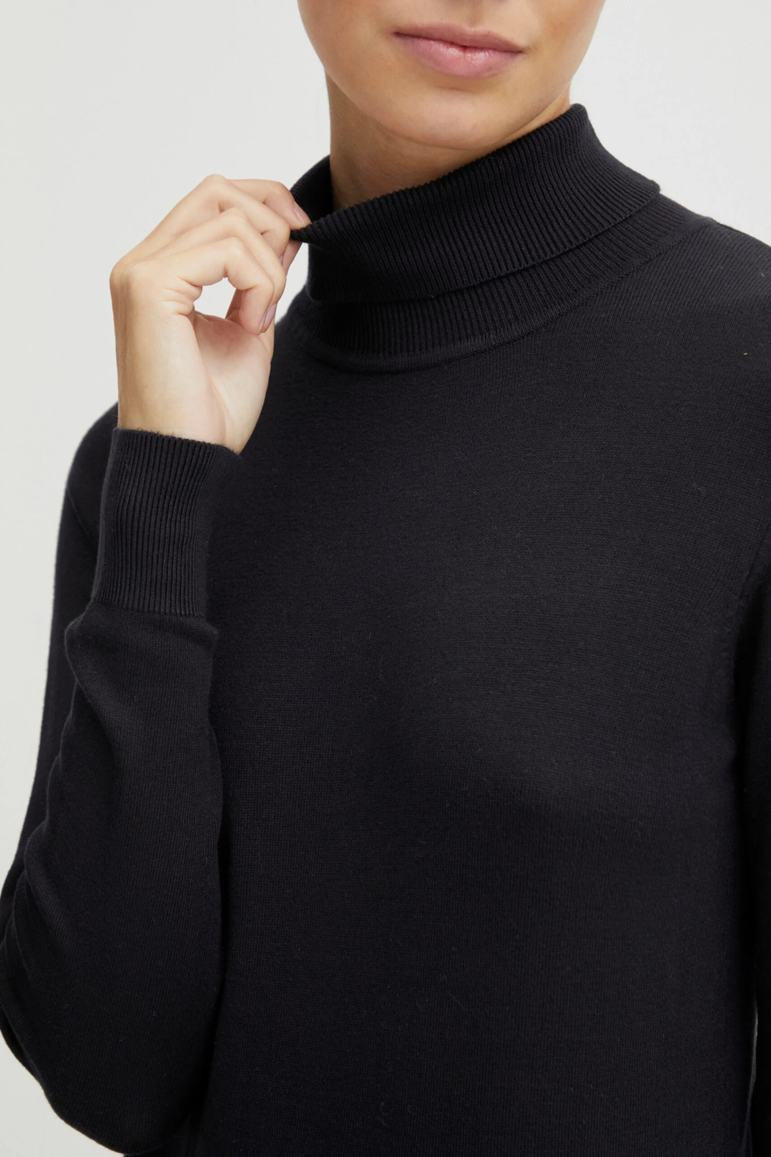 OXMO Rollkragenpullover Pullover Katja Frauen Schwarz 5 OXMO Rollkragenpullover Pullover Katja Frauen Schwarz – Bild 5