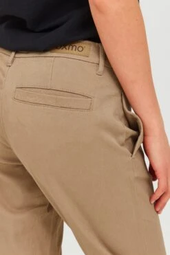 OXMO Chinos Regular Chinohose Pilar Frauen Beige -OXMO Verkaufs-Shop d34f9092c11965329941b2dc60f94980
