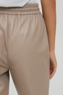 OXMO Stoffhosen Regular Jogger Pants PAULIA Frauen Beige -OXMO Verkaufs-Shop d3a03ccf766494da385f112925caa29e