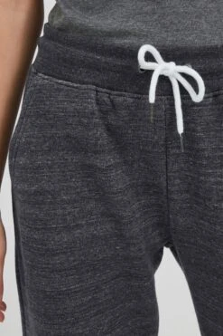 OXMO Jogginghosen Loosefit Sweathose Heldana Frauen Schwarz -OXMO Verkaufs-Shop ec0502407de72e0e819824824934c601