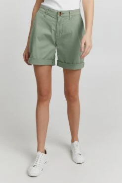 OXMO Shorts Regular Hose Charline Frauen Grün -OXMO Verkaufs-Shop ed37da566b8501251be922594adac50f