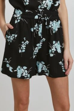 OXMO Shorts Loosefit Hose Eldird Frauen Schwarz 10 OXMO Shorts Loosefit Hose Eldird Frauen Schwarz -OXMO Verkaufs-Shop f6be75bca923e543b3b8e4553f2263fc